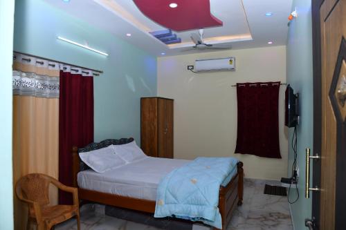 Una cama o camas en una habitación de jkpalace