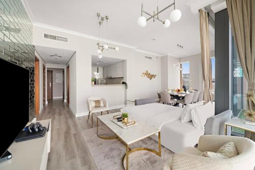 Gallery image of Stylish 3BR Burj Khalifa & Fountain Views, Walk to Dubai Mall & Metro in Dubai