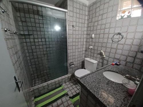 Bilik mandi di Flat próximo ao Polo Moveleiro