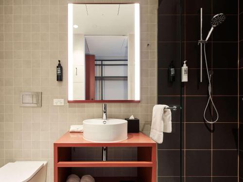 ibis Styles Melbourne Airport Image