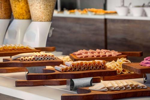 Еда / где поесть недалеко от отеля