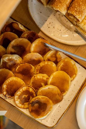 Mad på pensionatet eller i nærheden