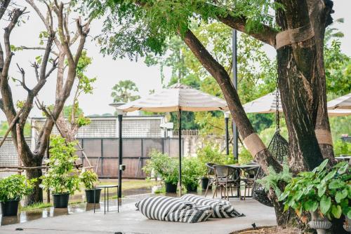 Zahrada ubytování Macchiato Resort Savannakhet Opposite Thai Embassy