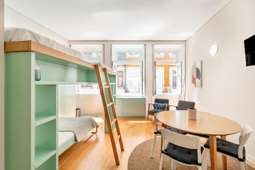 VIVA Three Magi Residence