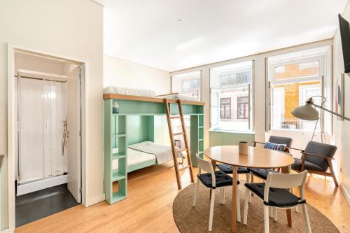 VIVA Three Magi Residence