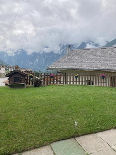 Nespecifikovaný výhled na hory nebo výhled na hory při pohledu z apartmánu
