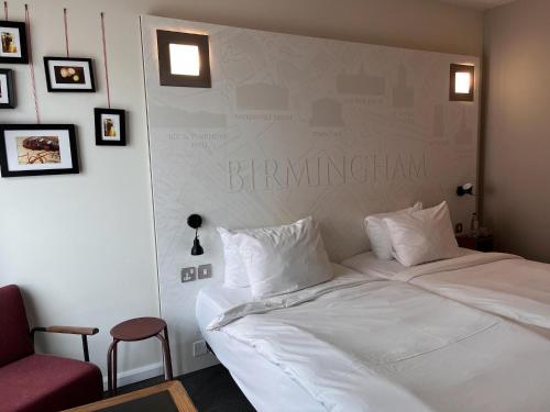 B&B HOTEL Birmingham Centre Image