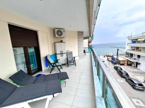 Riviera Apartment
