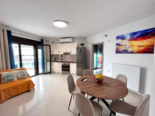 Riviera Apartment