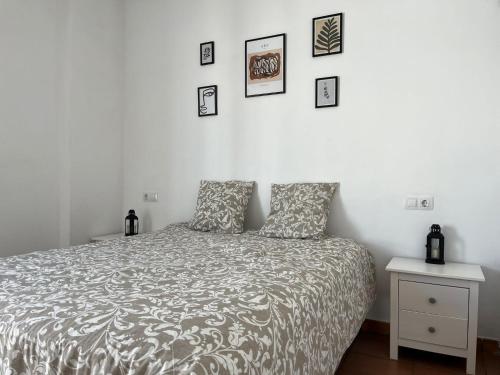 Giường trong phòng chung tại El Sardinero