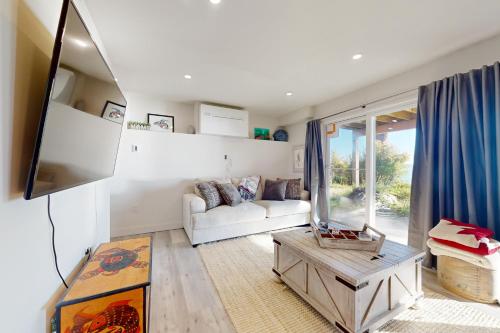 Χώρος καθιστικού στο Harrington Hideaway - Entire Property