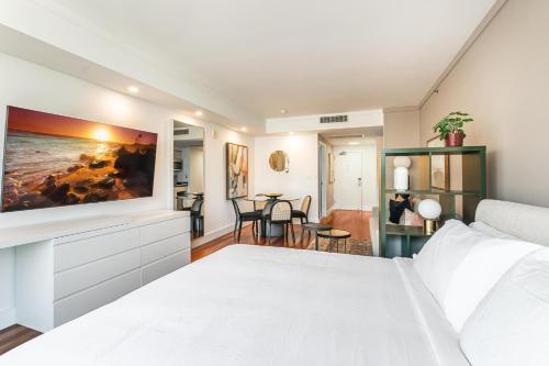 Renovated Coconut Grove Studio includes Parking photo 3