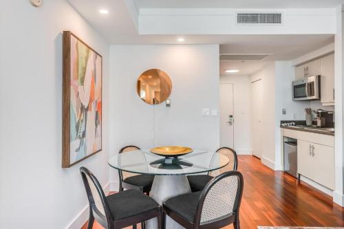 Renovated Coconut Grove Studio includes Parking photo 8