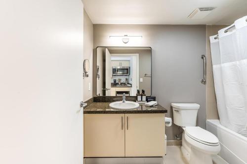 Renovated Coconut Grove Studio includes Parking photo 20