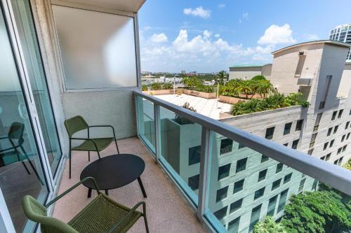 Renovated Coconut Grove Studio includes Parking photo 25