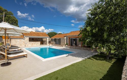Cozy Home In Primosten With Wifi photo 2