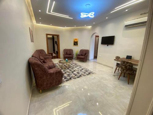 Peaceful Modern Apartment - Downtown