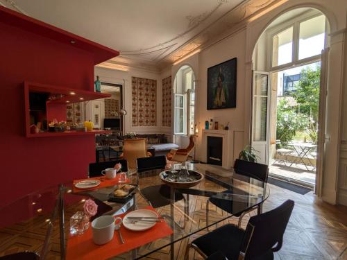 Appartement avec terrasse, jardin et WIFI au cœur historique d'Angoulême - FR-1-653-263