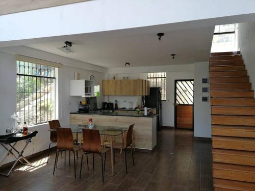 Dapur atau dapur kecil di Nice country house with pool and beautiful view