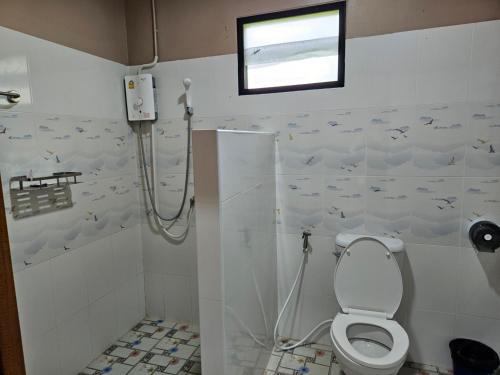 Koupelna v ubytování Baan Khao Noi Resort
