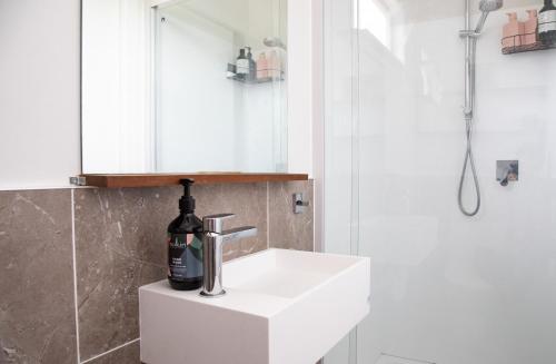 Un baño de Lismore Barn