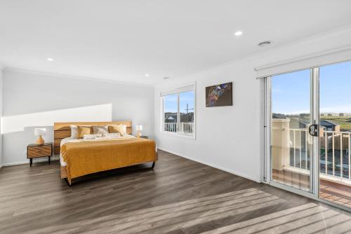 Ένα ή περισσότερα κρεβάτια σε δωμάτιο στο Dream Home In Armstrong Creek