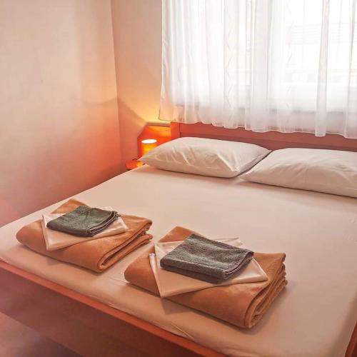 Apartments Karlo