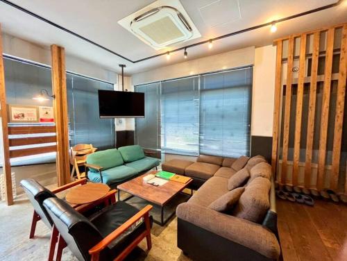 Rakuna Inn 和 Honjo-Azumabashi