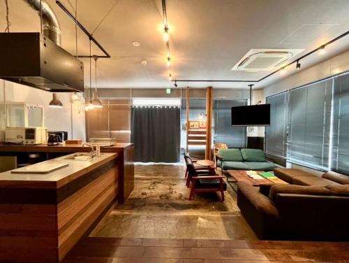 Rakuna Inn 和 Honjo-Azumabashi