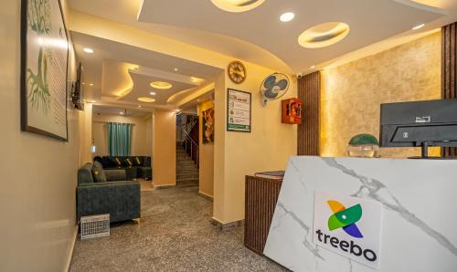 Vstupní hala nebo recepce v ubytování Treebo Taj Square, 10 Mins From Airport