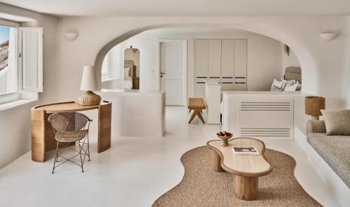Mystique, a Luxury Collection Hotel, Santorini photo 3