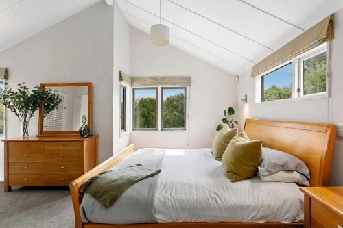 Кровать или кровати в номере Ultimate 5-Star Getaway - Perfect for Any Season