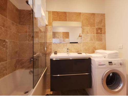 Et badeværelse på Maison Gekko