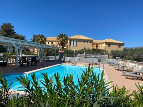 RESIDENTS IONIAN (BED AND BREAKFAST)