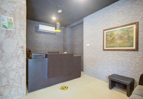 Ảnh trong thư viện ảnh của Hotel O Everest Hotel ở Chennai