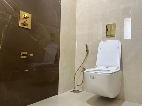 Koupelna v ubytování 3 Bhk Apartment Santacruz Mumbai 805