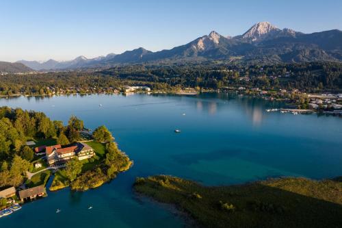 Gallery image of Inselhotel Faakersee in Faak am See