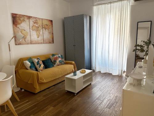 Cheerful flat in funky Rome