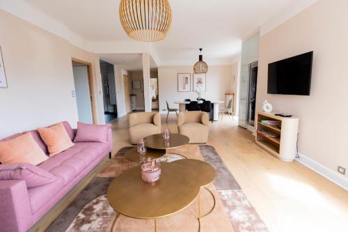 TV a/nebo společenská místnost v ubytování Le Cashmere - au centre de tout