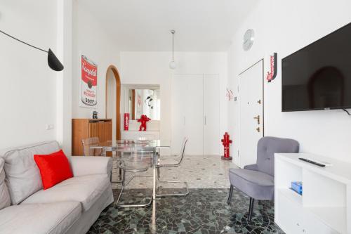 GuestHost - Porta Ticinese - Modern Apartment