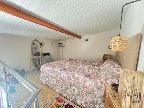 Postel nebo postele na pokoji v ubytování Estúdio acolhedor centro Vila Real