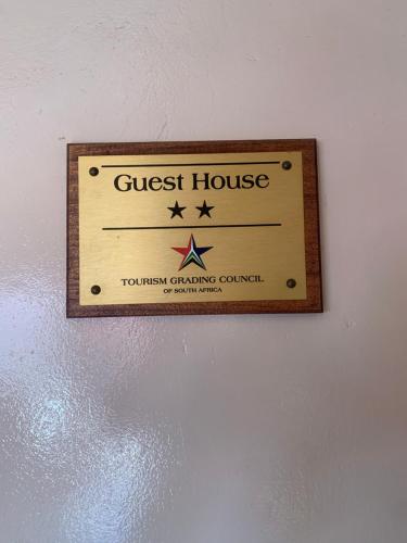 Un certificado, premio, letrero u otro documento en Hae At Home Guesthouse