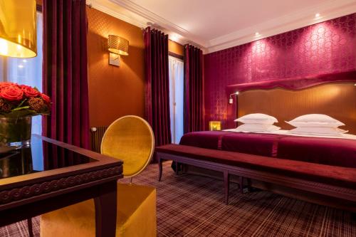 Cama o camas de una habitación en Edouard 7 Paris Opéra