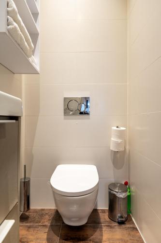 Ένα μπάνιο στο Stylish studio in the heart of Breda city center
