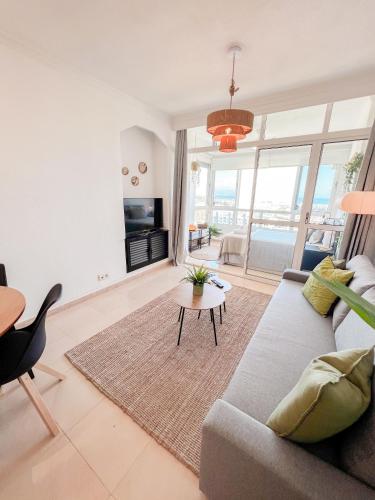 Cozy Flat with sea views La Torre