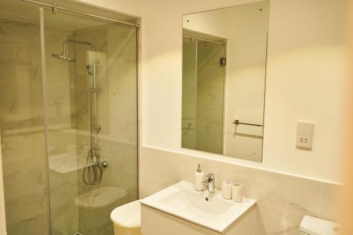 Gallery image of Gem of Embassy Gardens in Accra