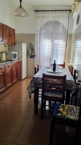 Una cocina o zona de cocina en M&M Home