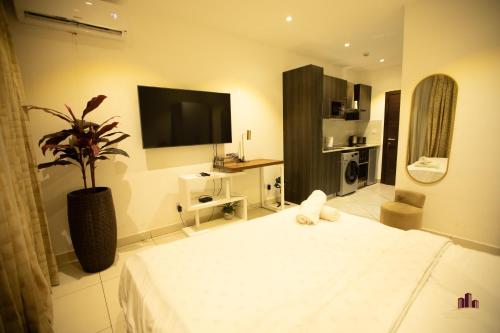 Gallery image of Gem of Embassy Gardens in Accra