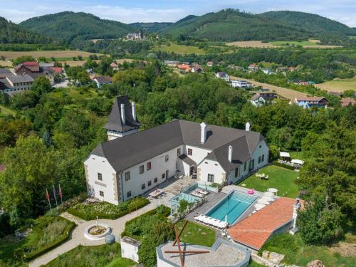 Gallery image of La Petite Ivy, Trenninghof 1302, Wachau - Managed by SKY9 Apartments in Mühldorf