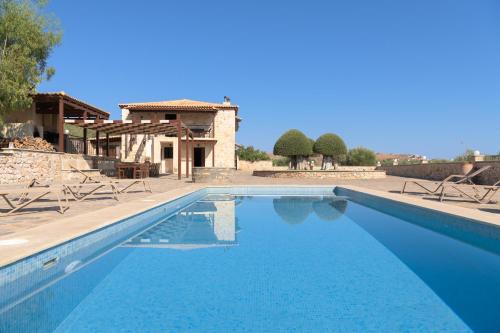 Nestor Villa, with Heated Pool & Absolute Privacy